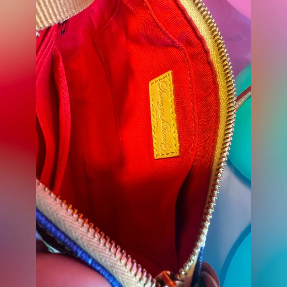 Dooney & Bourke Crossbody -Somerset Watercolors Floral- DISCONTINUED-Pristine! - Picture 7 of 9